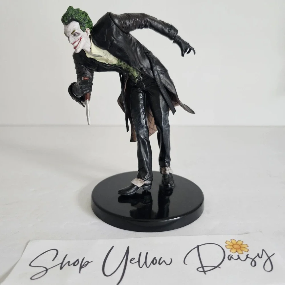 DC Comics Batman The Joker Figure 6''‎ with Knife & Stand Collectible Model 1145